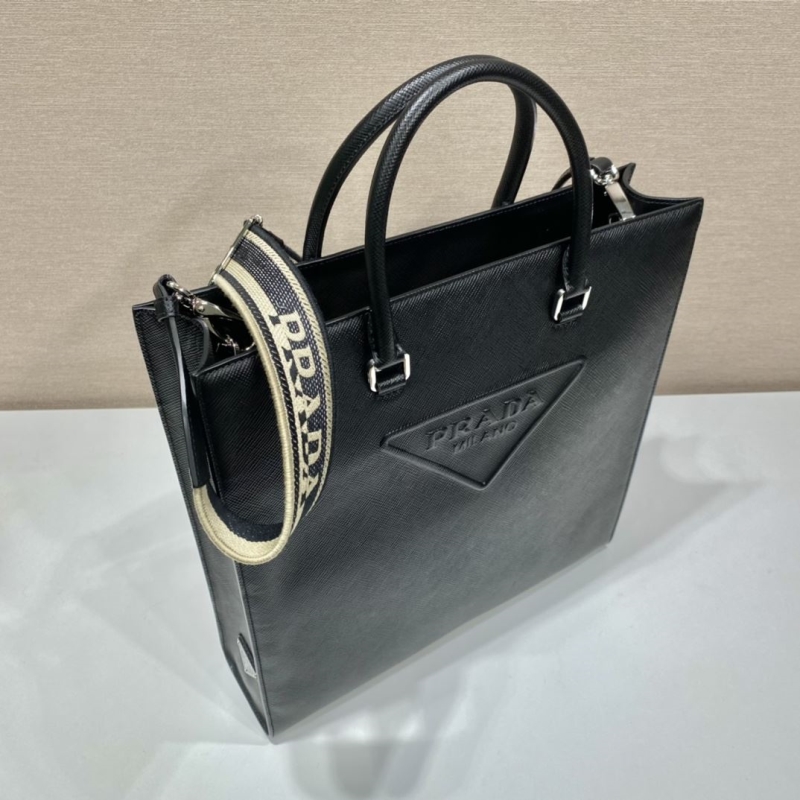 Pra*a tote bags